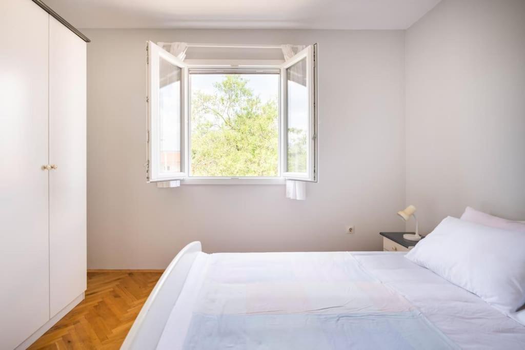 Holiday Home Goranka Zmijavci エクステリア 写真