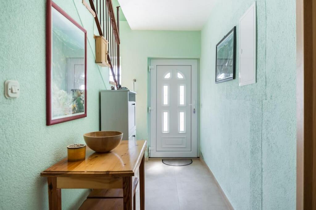 Holiday Home Goranka Zmijavci エクステリア 写真